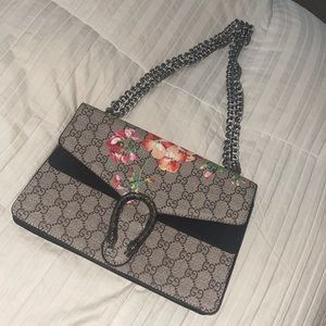 flower purse